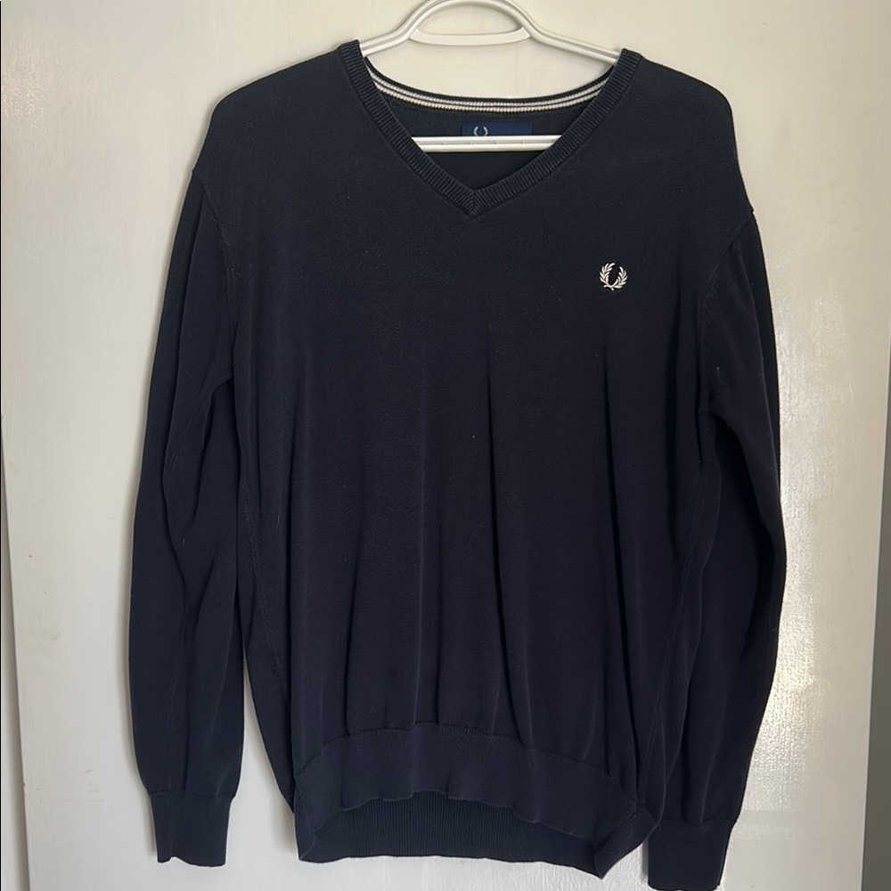 Fred Perry Men's Navy Blue V-Neck Sweater